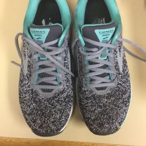 Brooks Launch 5 Size 8